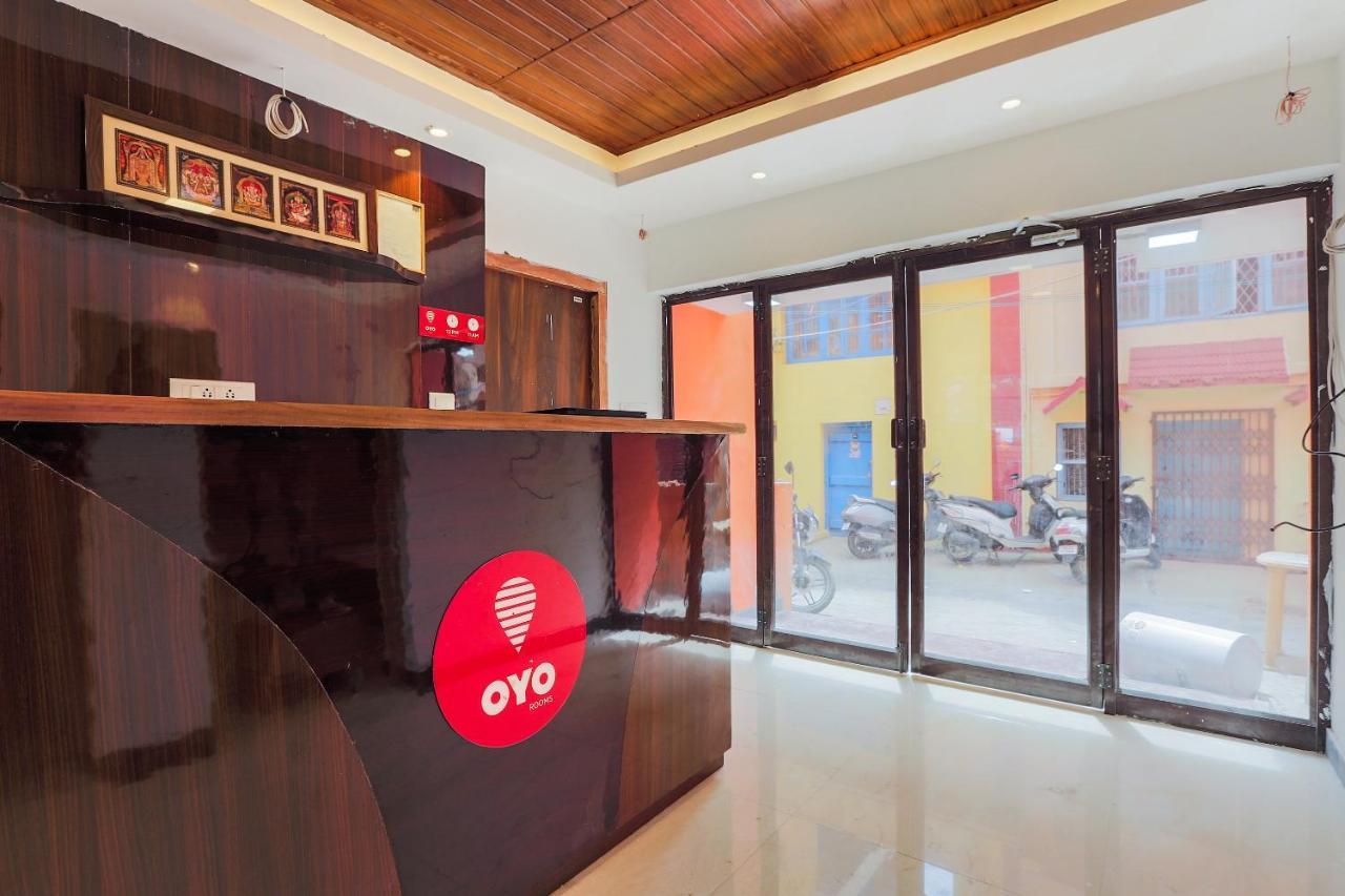 Oyo 36500 Sri Krishna Inn Ooty Exterior photo